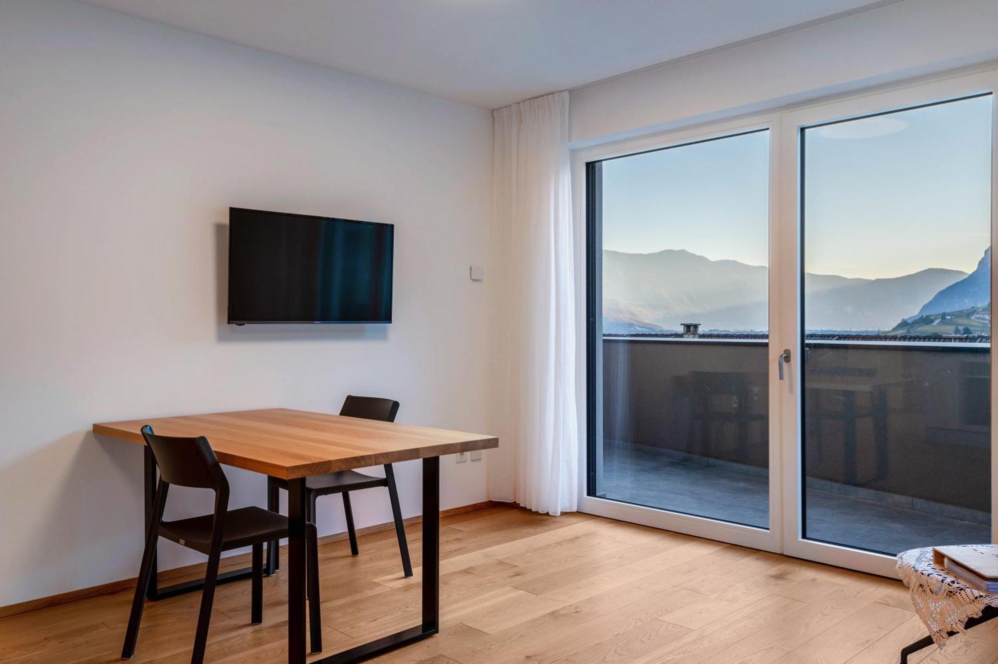 Karin - Cabernet Apartment
